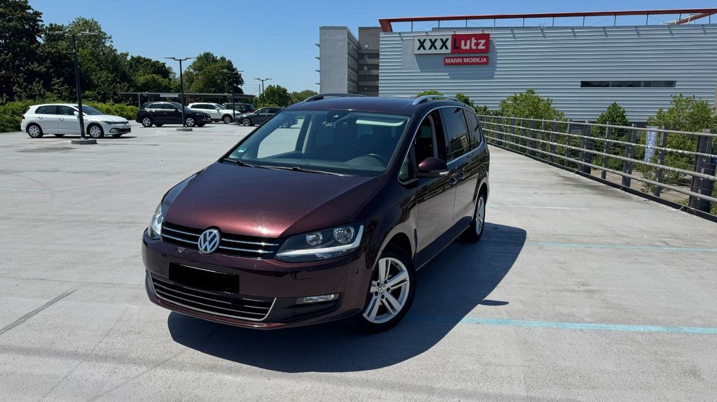 Bild des Angebotes Volkswagen Sharan 2.0 TDI | 8 Fach Bereift | Top Zustand