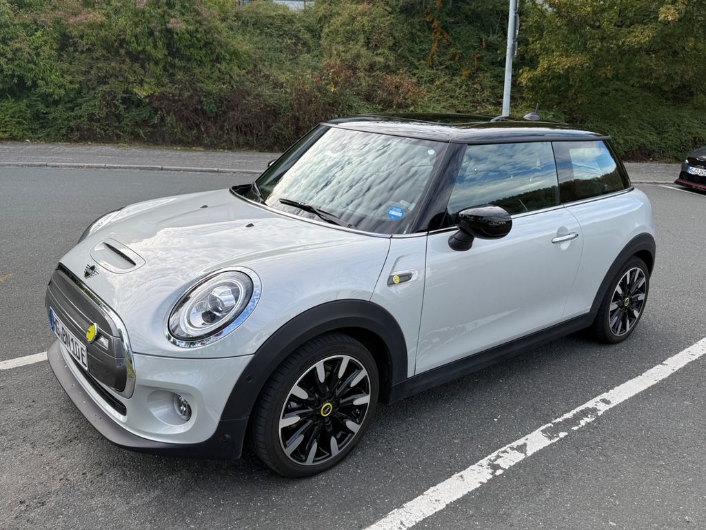 Bild des Angebotes MINI Cooper E - XL Paket TOP Ausstattung Winterräder