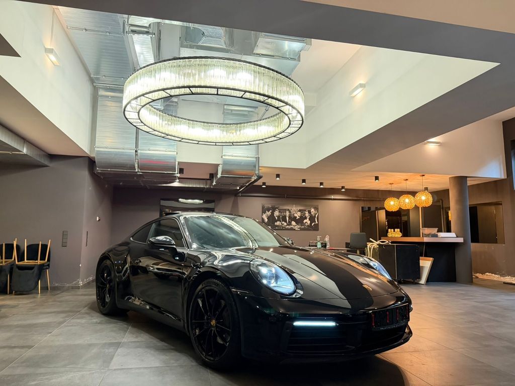 Bild des Angebotes Porsche 992 911 CARRERA 2 PDK /GLASDACH/KAMERA/VOLLLEDER