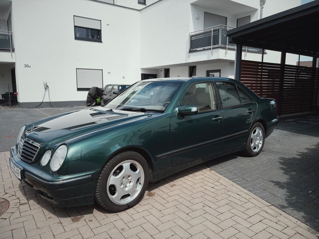 Bild des Angebotes Mercedes-Benz E 200 KOMPRESSOR ELEGANCE TÜV NEU