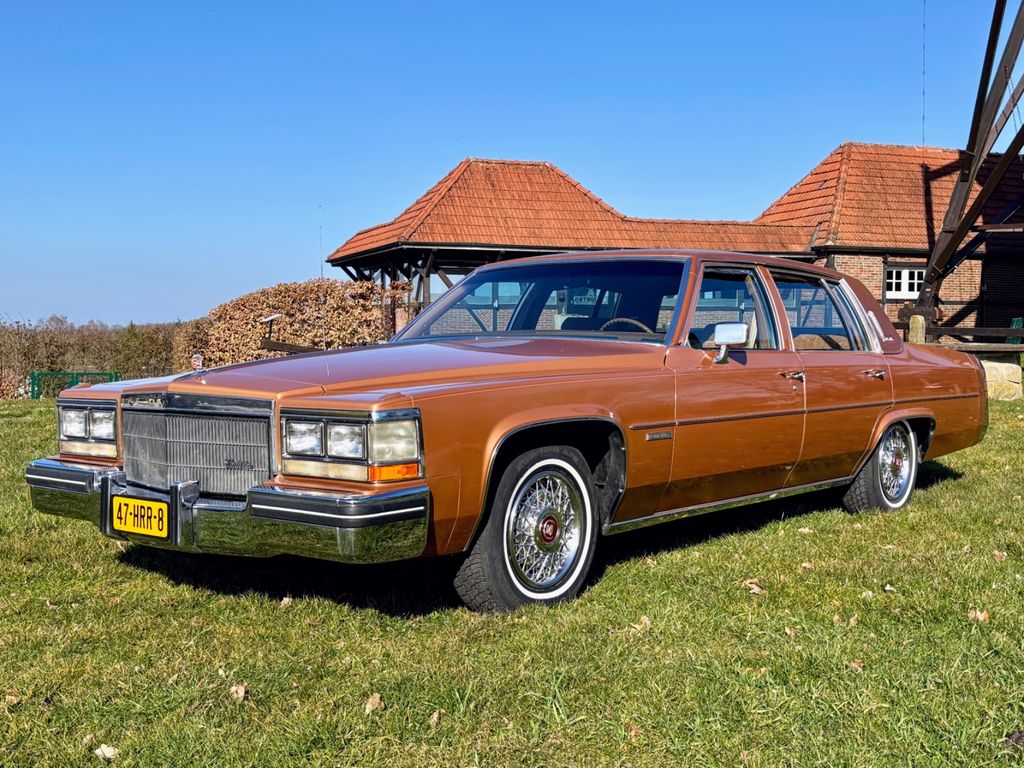 Cadillac Sedan DeVille 4.1 V8 HT4100 | 1983 | Top Zustand