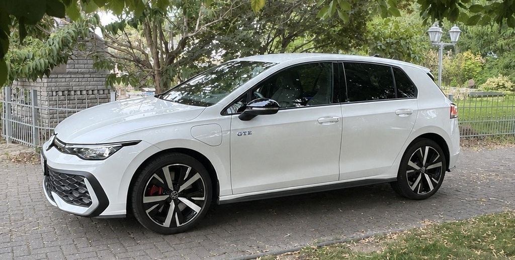 Bild des Angebotes Volkswagen Golf GTE_AHK_IQ.Light_Kamera_Black Style_Oryxwei