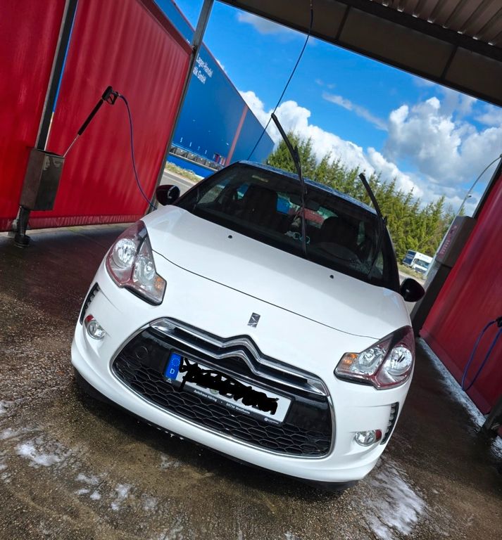 Bild des Angebotes Citroën DS3 PureTech 110 Stop&Start SoChic SoChic