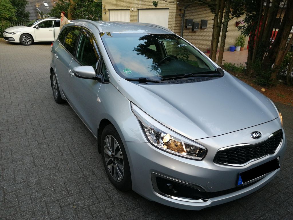 Bild des Angebotes Kia cee'd Sportswagon 1.6 CRDi DCT Spirit Sports...