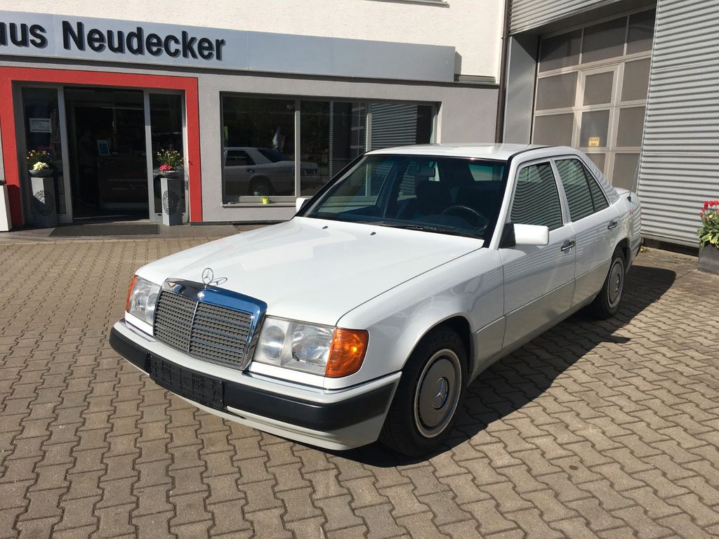 Mercedes-Benz 200 E 1er Zustand Oldtimergutachten