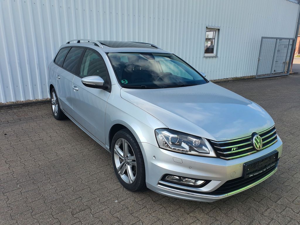 Bild des Angebotes Volkswagen Passat Variant R-Line-DSG-Leder-Panorama dach.