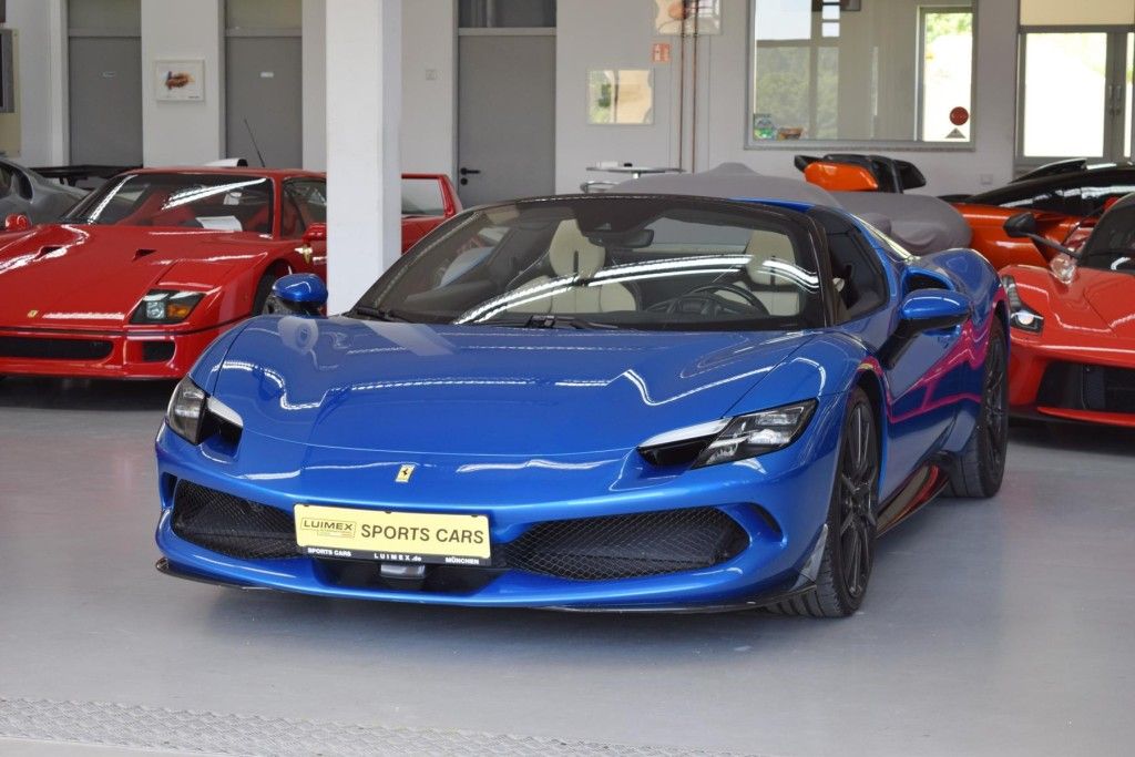 Bild des Angebotes Ferrari 296 GTS Full CARBON * ACC * AppleCarPlay * JBL