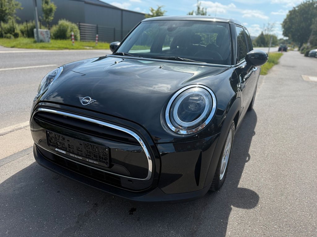 Bild des Angebotes MINI COOPER Essential Trim *CARPLAY*