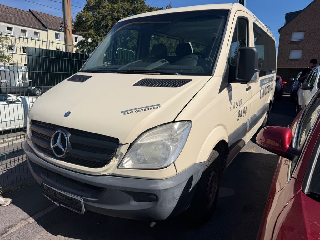 Bild des Angebotes Mercedes-Benz Sprinter II Kombi 211/215 CDI 9 SITZER ROLLSTUHL
