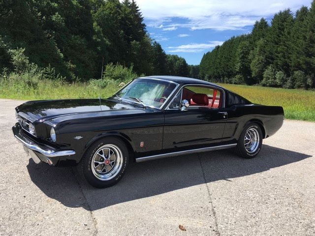 Ford Mustang Fastback ORIGINAL GT, Restauriert , TOP