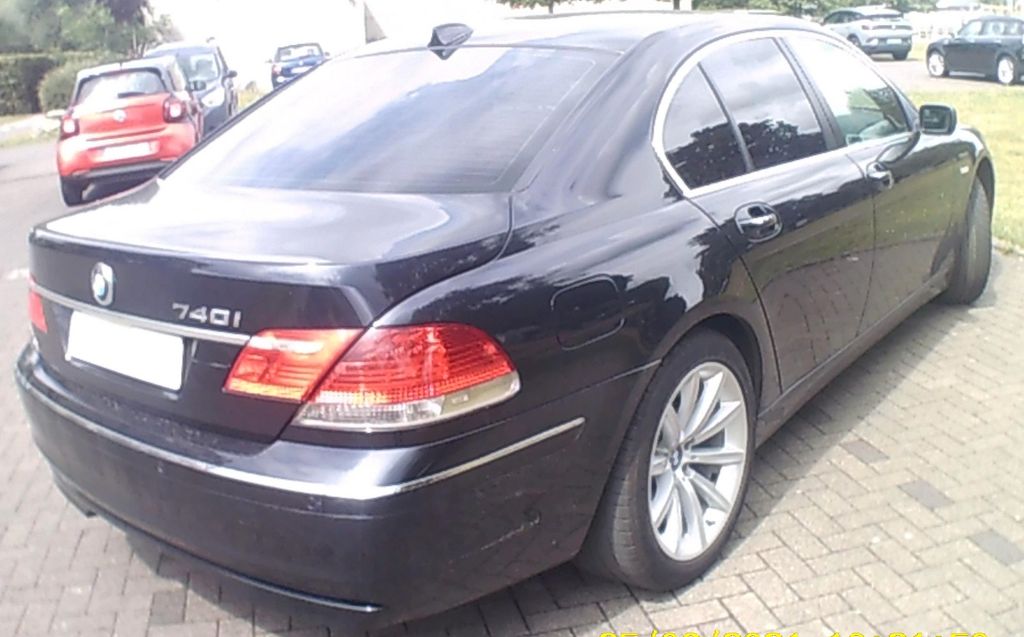 Bild des Angebotes BMW 740i A -   TÜV neu 9/28 schwarz, Leder cognac