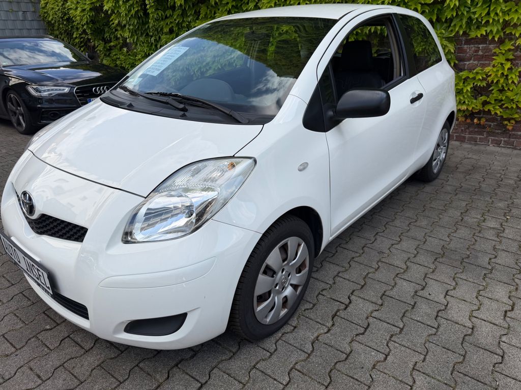 Bild des Angebotes Toyota Yaris Cool