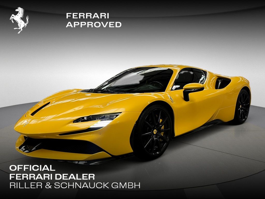 Bild des Angebotes Ferrari SF90 Stradale CARBON*GIALLO TRIPLO STRATO