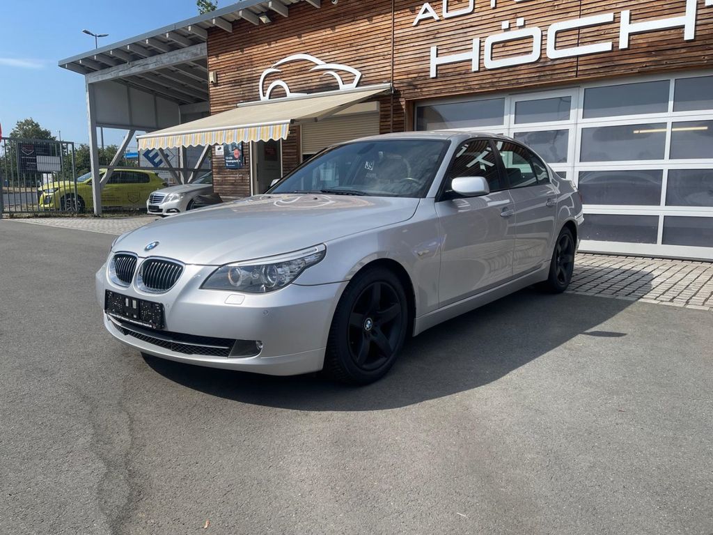 BMW 525 525i Edition Lifestyle Navi Xenon El. Heckkl
