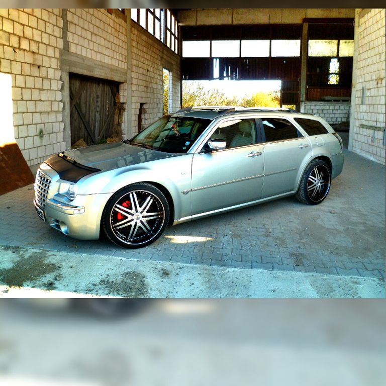 Bild des Angebotes Chrysler 300C Touring 5.7 V8 HEMI AWD Autom. -