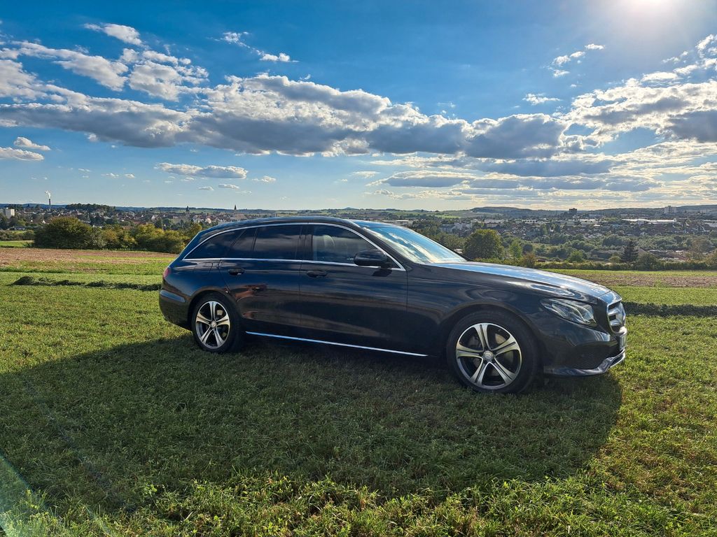 Bild des Angebotes Mercedes-Benz E 200 T Automatik