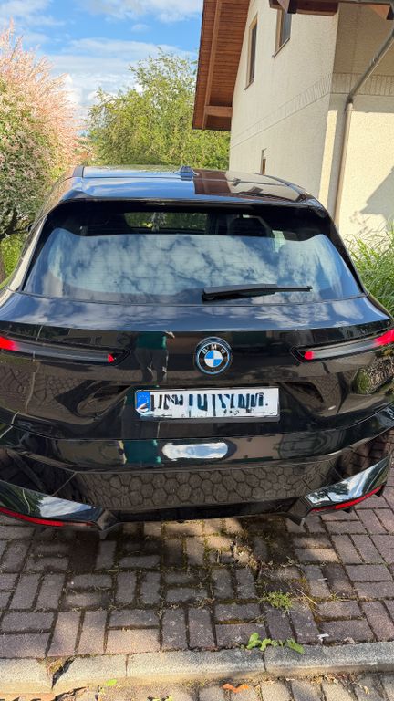 Bild des Angebotes BMW iX xDrive40 -