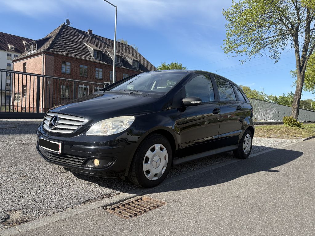 Bild des Angebotes Mercedes-Benz B 150 B AUTOMATIK KLIMA TEILLEDER TÜV NEU