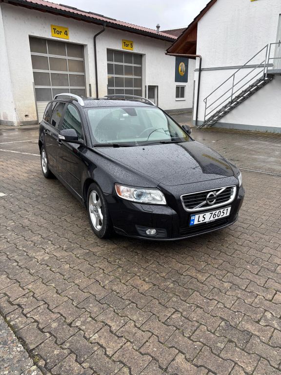 Bild des Angebotes Volvo V50 1.6D Kombi, Dieselstandheizung, HU neu