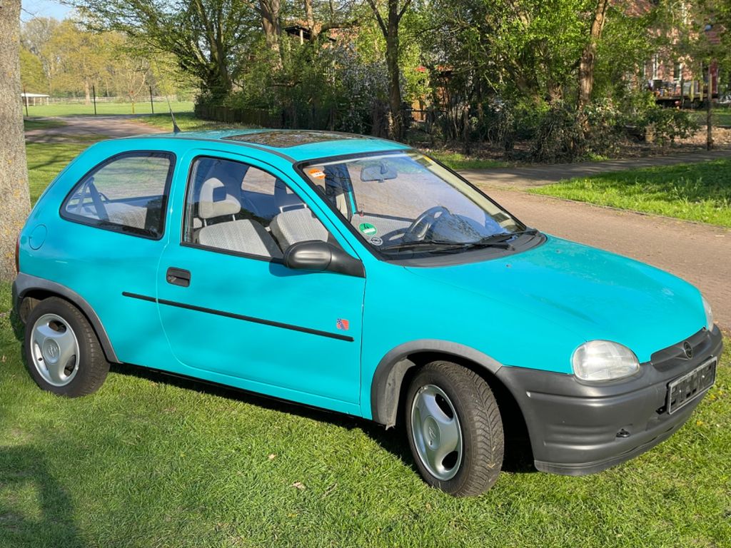 Bild des Angebotes Opel Oldtimer mit Zertifik: Corsa 1.2 World Cup Swing