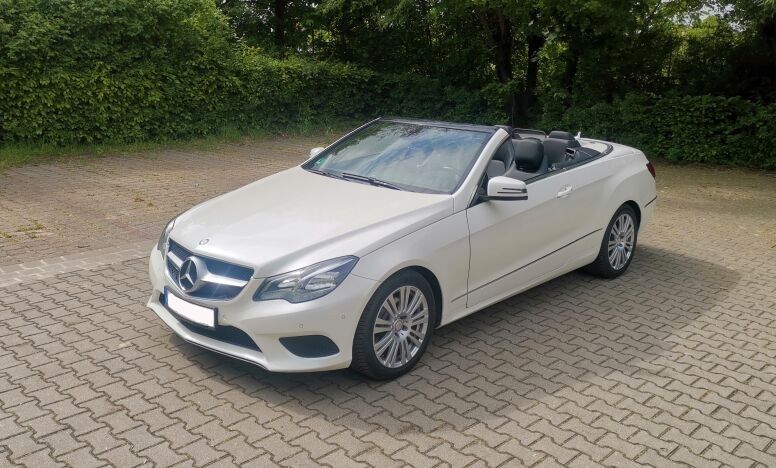 Bild des Angebotes Mercedes-Benz Cabriolet Leder Navi AirScraf 8x Alu PDC