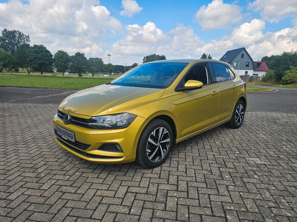 Bild des Angebotes Volkswagen Polo VI 1.6 TDI  "App-Connect, Licht-&Sicht"