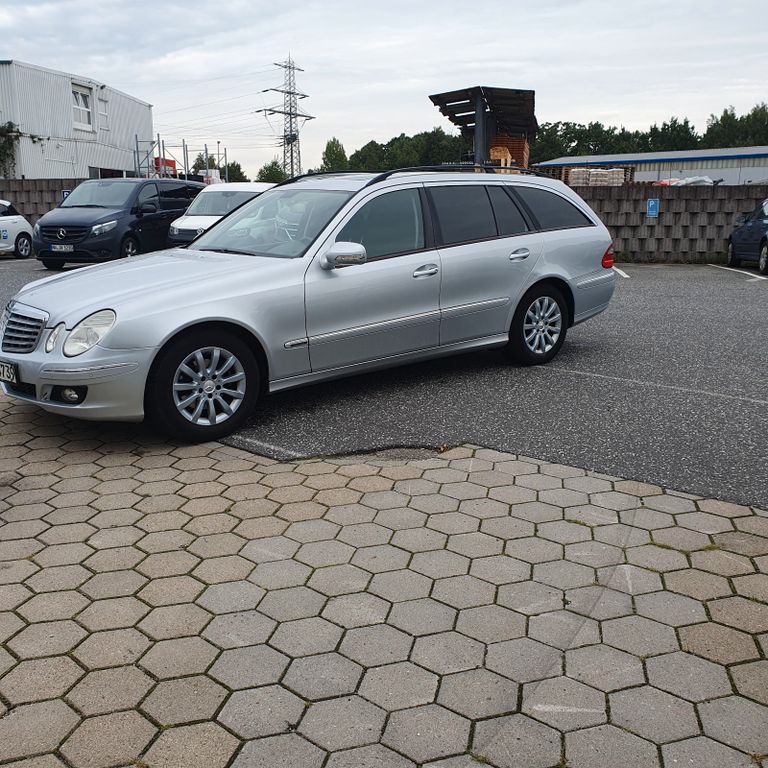Bild des Angebotes Mercedes-Benz CE 220