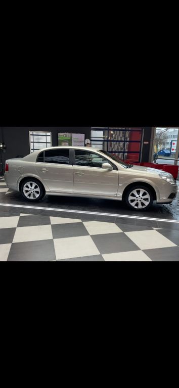 Bild des Angebotes Opel Vectra C 2.2 Automatik | TÜV neu | 120.000 KM