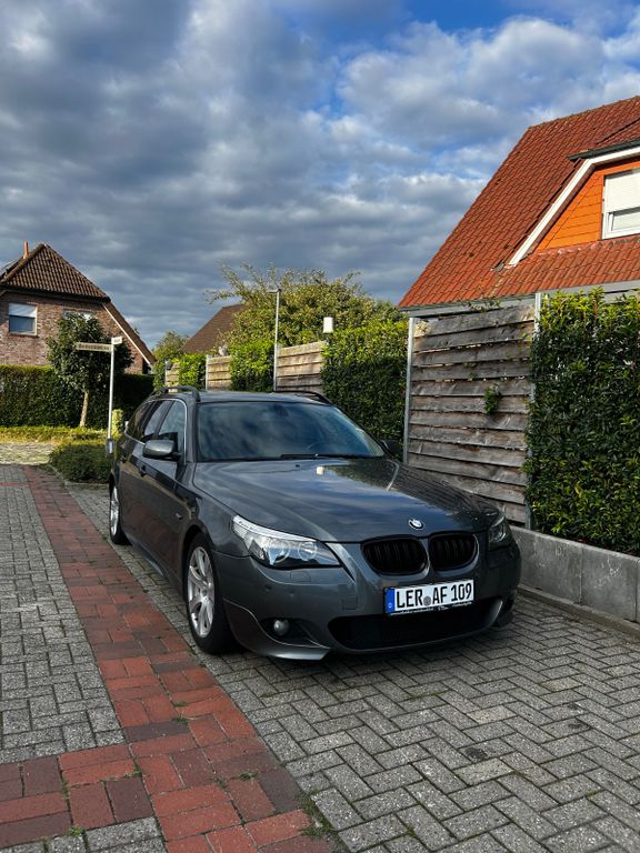Bild des Angebotes BMW 525d Touring E61 M-Paket Automatik Xenon Led