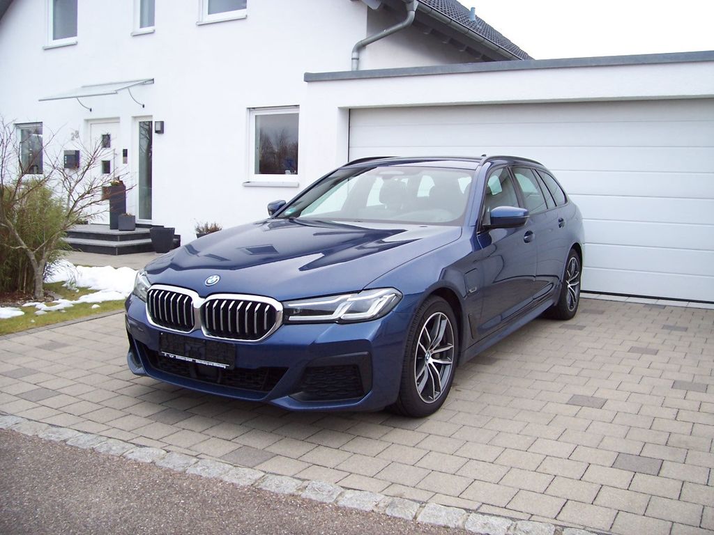 Bild des Angebotes BMW 530e xDrive M Sportpaket Head/AHK/Laser/GARANTIE