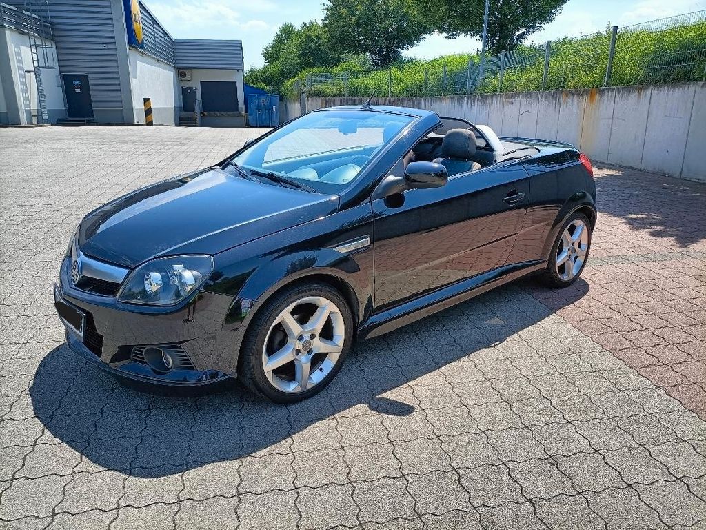 Bild des Angebotes Opel Tigra 1.8 Sport Sport Twin Top 125 PS mit Klima