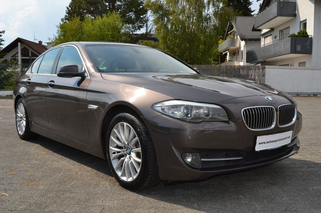 Bild des Angebotes BMW 523i *Scheckheft*Head-up-Display*Garantie