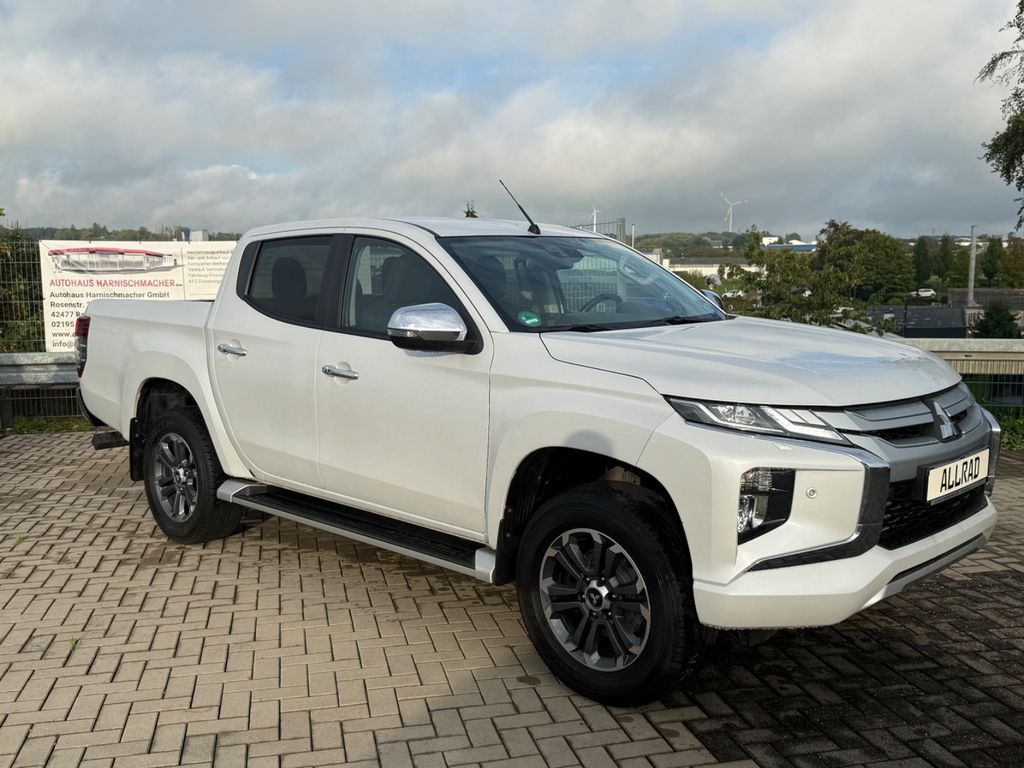 Mitsubishi L200 Select 4WD AUTOMATIK 1 HAND HU INSP NEU