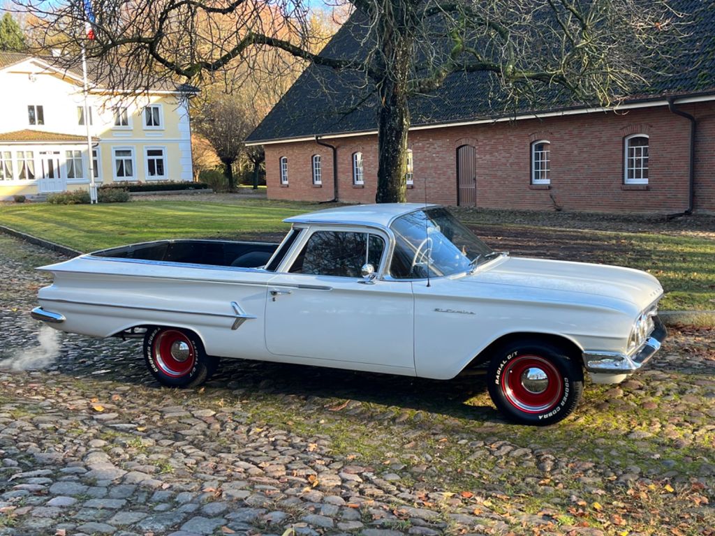 Bild des Angebotes Chevrolet El Camino 5.7L V8 sehr schöner Originalzustand