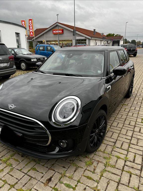 Bild des Angebotes MINI Clubman One schwarz Bj. 10/2021