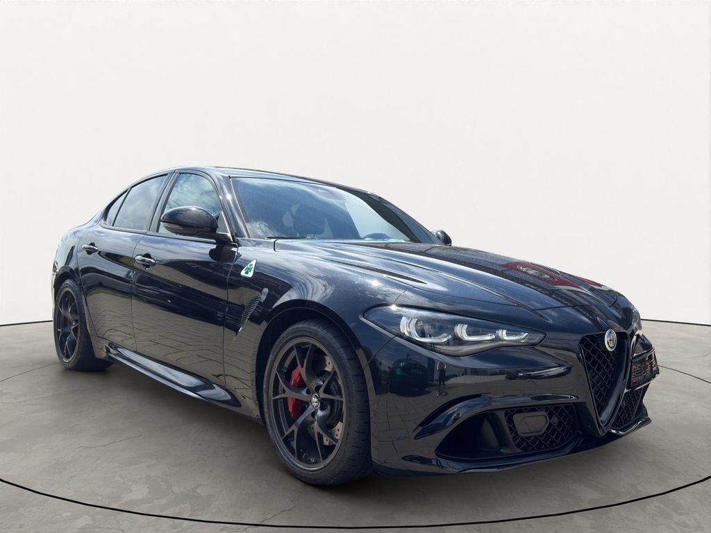 Bild des Angebotes Alfa Romeo Giulia QV 2.9 V6 Bi-T. 520PS Facelift MATRIX LED