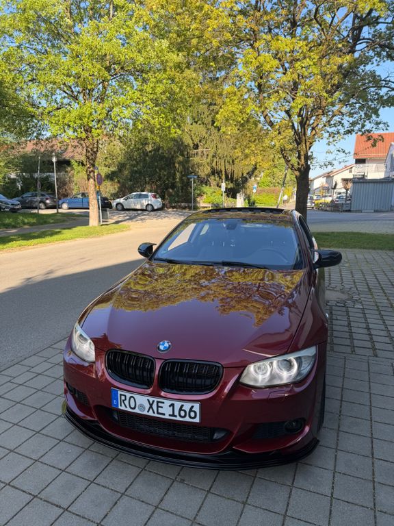 Bild des Angebotes BMW 325i xDrive Coupé -