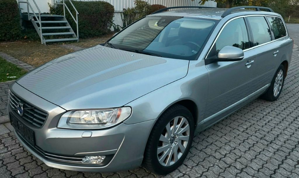 Volvo V70 D3 Momentum Geartronic Momentum