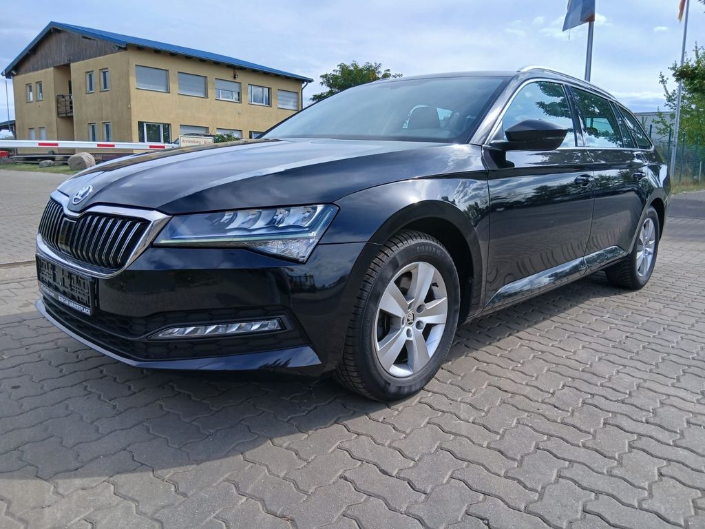 Bild des Angebotes Skoda Superb 1.5 TSI ACT DSG ACTIVE COMBI ACTIVE