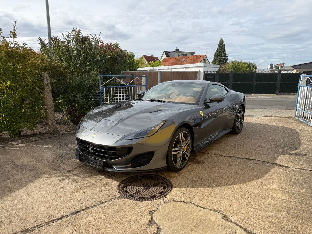 Bild des Angebotes Ferrari Portofino 3.9 T V8 DCT/Carbon Innen aussen/Kam