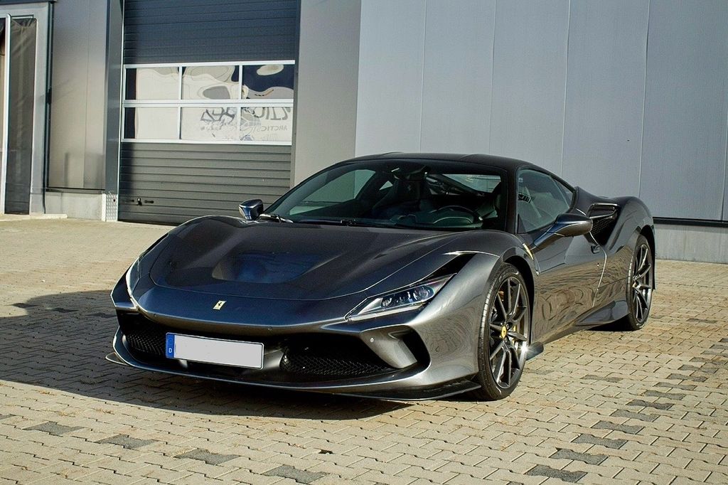 Bild des Angebotes Ferrari F8 Tributo Coupé  Carbon Wheel Lift Camera JBL