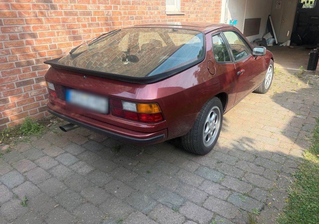 Porsche 924 s