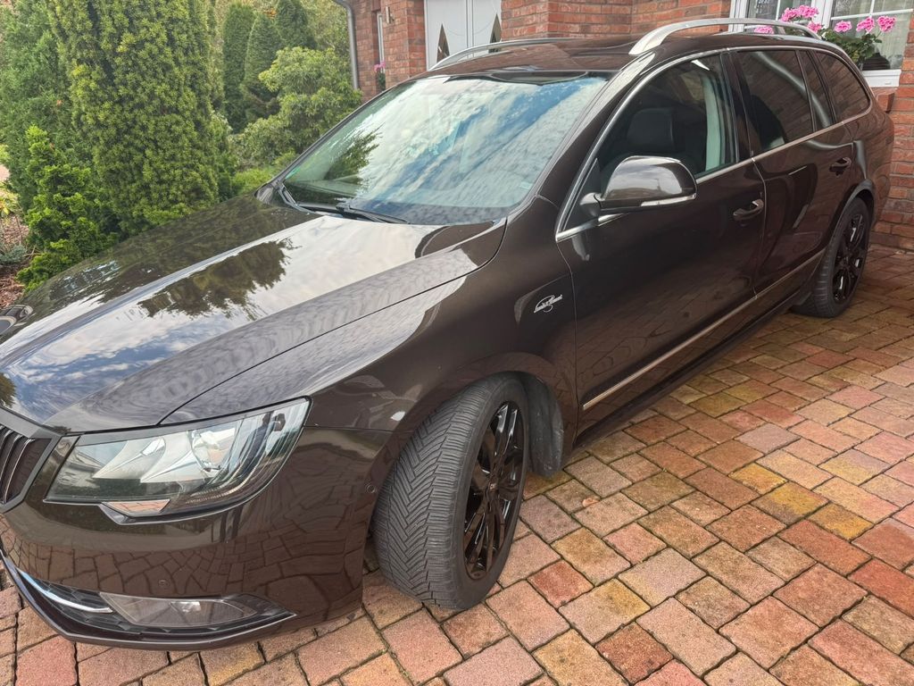 Bild des Angebotes Skoda Superb 2.0 TDI 125 Green tec DSG 4x4 L&K Com...