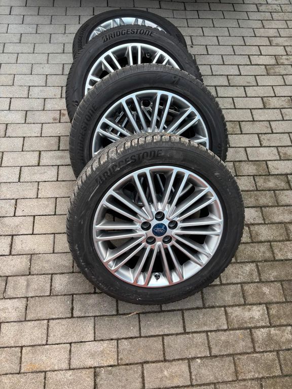 Ford S-Max Winterreifen Alufelgen 235/50 R18 101V