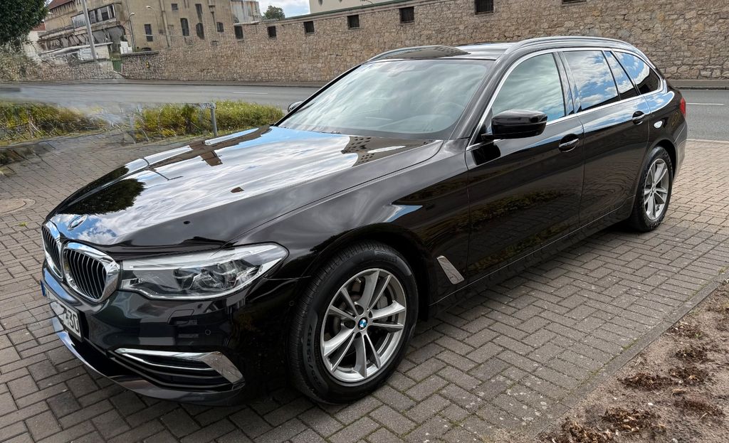 Bild des Angebotes BMW 530d xDrive Touring A -