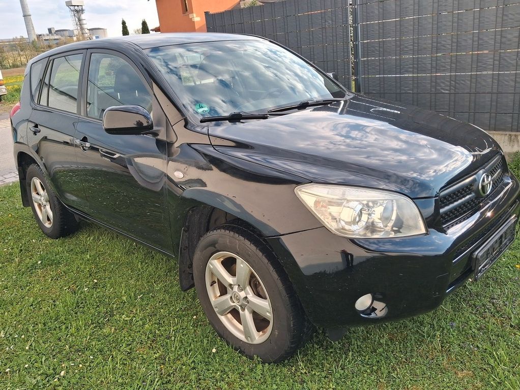 Bild des Angebotes Toyota RAV 4 2.2-l-D-4D 4x4 -