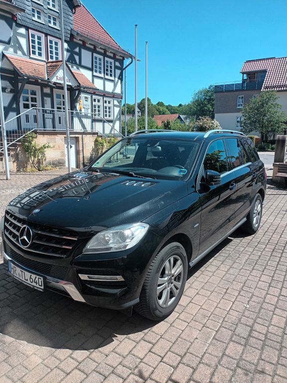 Bild des Angebotes Mercedes-Benz ML 250 BlueTEC 4MATIC -