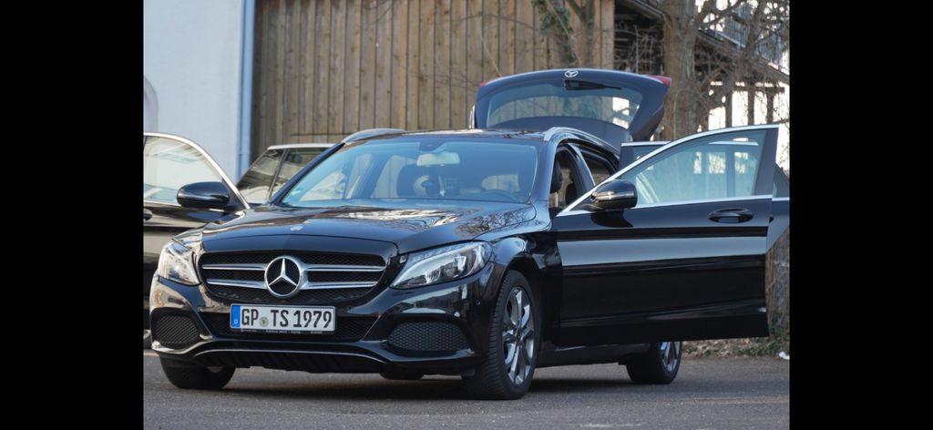 Bild des Angebotes Mercedes-Benz 220