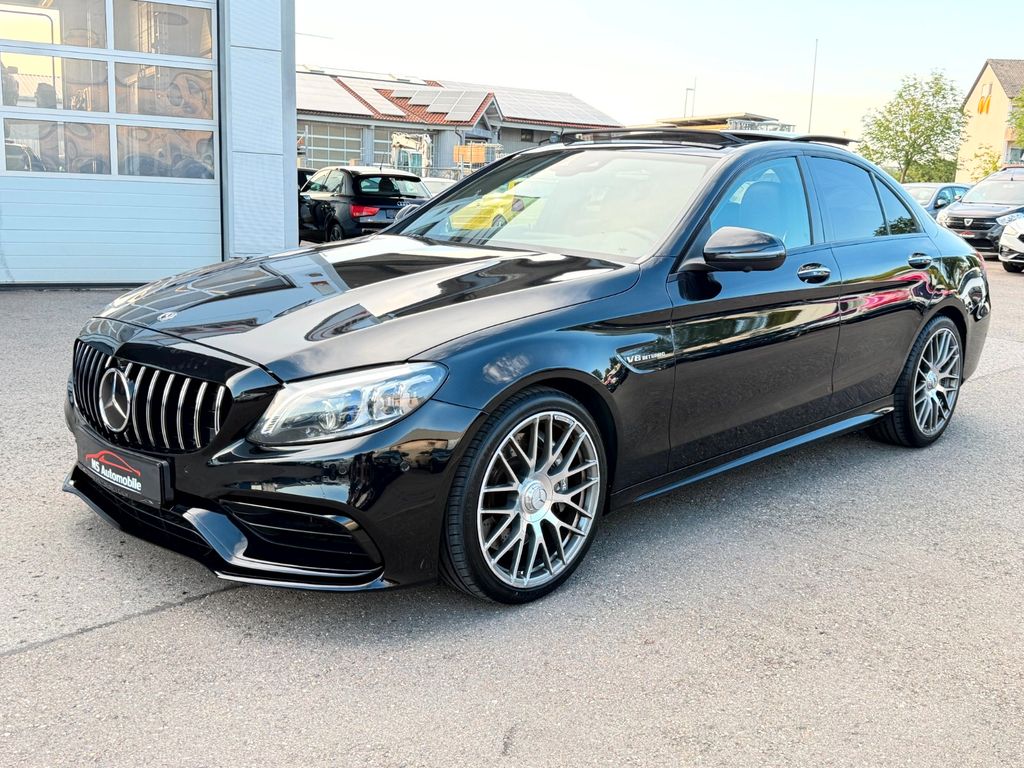 Bild des Angebotes Mercedes-Benz C 63 AMG Limo Sportabgas_Pano_Keyles_Comand_LED