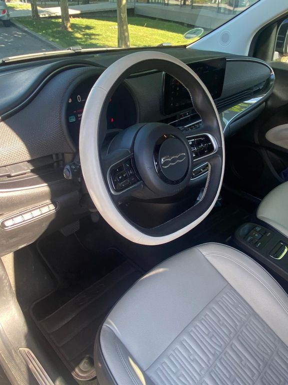Bild des Angebotes Fiat 500e "la Prima" Cabrio 42 kWh La Prima